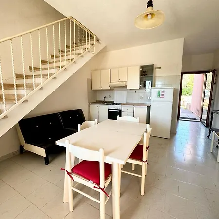 Nyaraló Trilocale Con Cortile - Lu Fraili Budoni