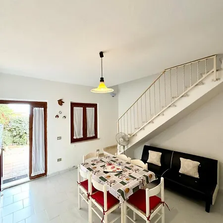 Trilocale Con Cortile - Lu Fraili